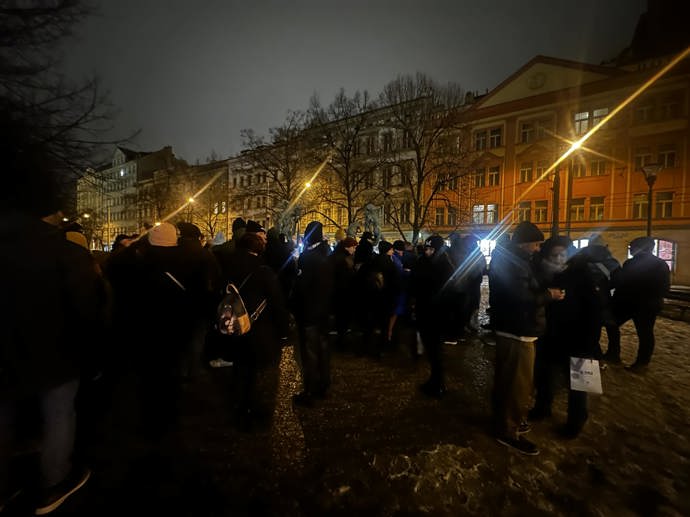 Na speciální prohlídku s heroinovou Katkou dorazila řada lidí.