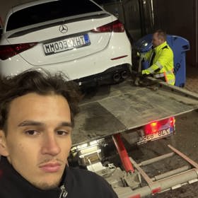 Jan Michálek měl dopravní nehodu.