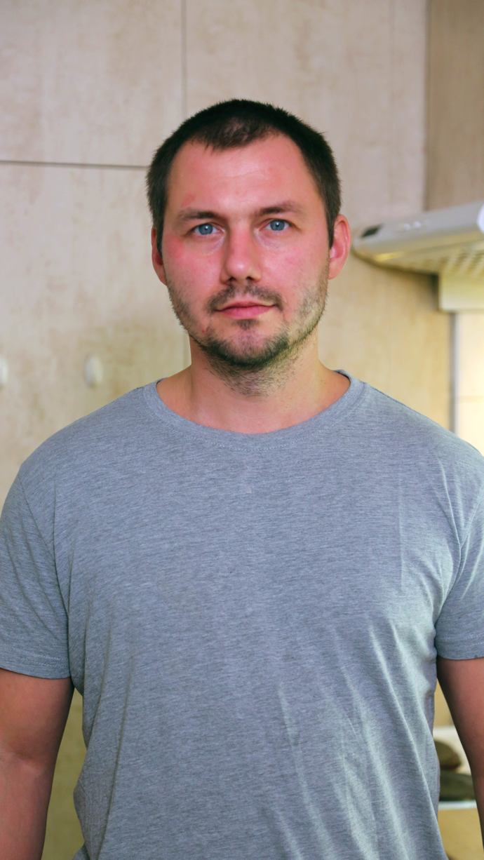 V pondělí se jako první k plotně postaví Petr.