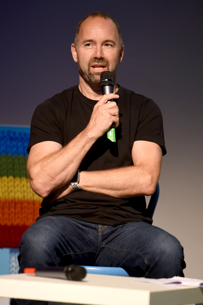 Postupně se ze skvělého sportovce stal uznávaný moderátor.