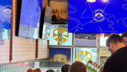 FOTO: Nechyběli ani hlavní hrdinové a štáb.