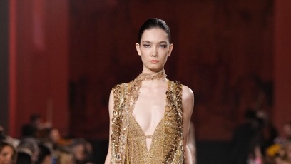 FOTO: Rézi Simons na přehlídce Elie Saab.