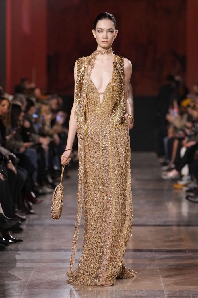 Rézi Simons na přehlídce Elie Saab.