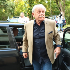 Moc by si přál vnoučata, jeho synové se ale do otcovství nehrnou.