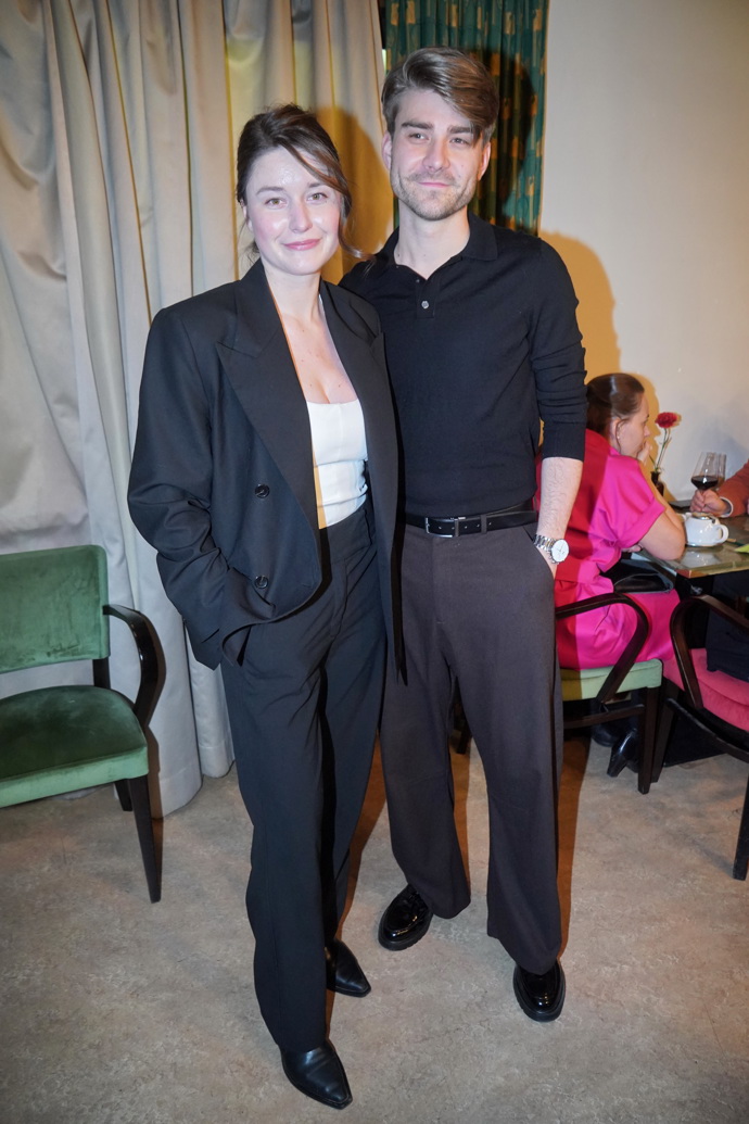 Marek Lambora vyvedl vůbec poprvé do společnosti svoji přítelkyni Jindřišku Hanušovou. 