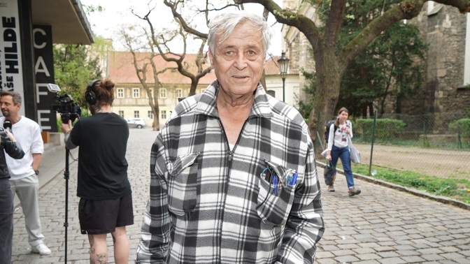 Rodiče Zdeňka Žáka byli zklamaní, když se rozhodl studovat DAMU. Sám své dceři Zuzaně v herectví nebránil