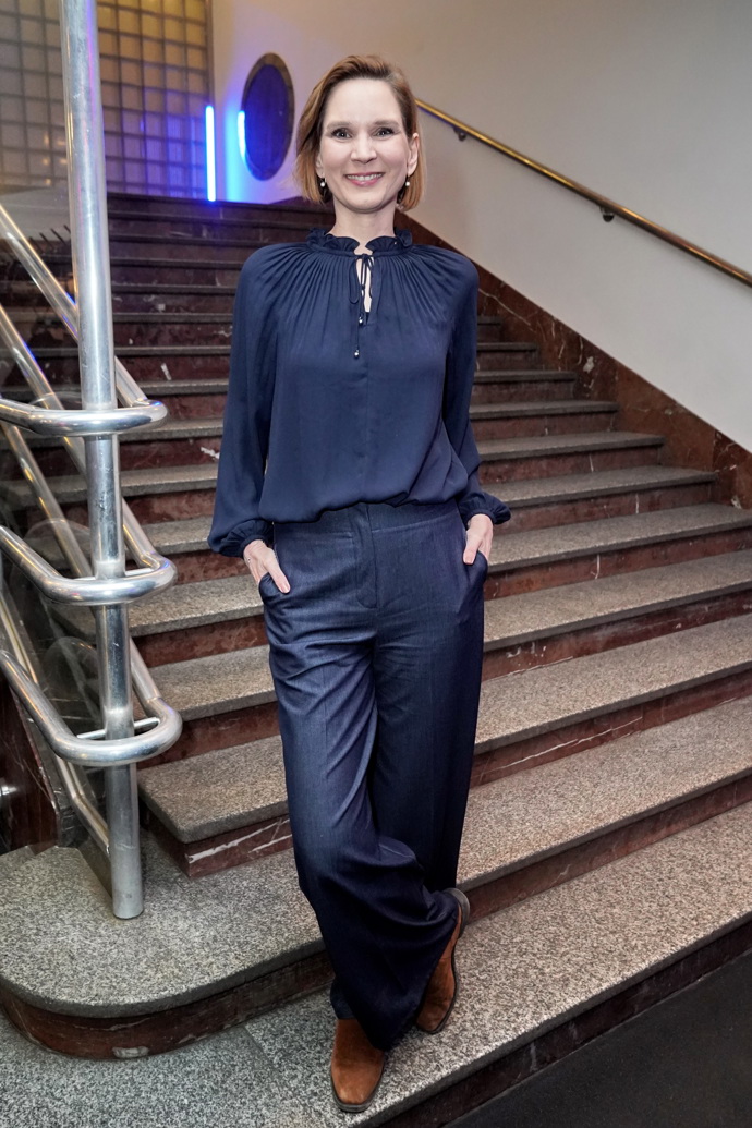 Meteoroložka Dagmar Honsová si nedávno nenechala ujít premiérový díl nového seriálu Buldok z Poděbrad. 