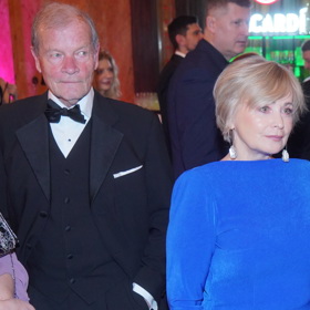 Herečka se na plese skvěle bavila. 