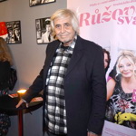 S pohádkovou Zlatovláskou, Jorgou Kotrbovou, vydržel pět let.