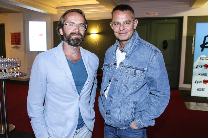 Jana Révaie můžeme vidět i v muzikálové verzi - hraje tátu mladičké Terezy. 