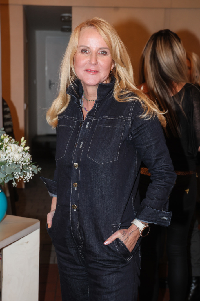 Prezidentka nadačního fondu Kapka naděje sahá i po overalech.