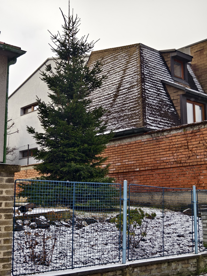 Ornella si pořídila drahou půlku dvojdomku.