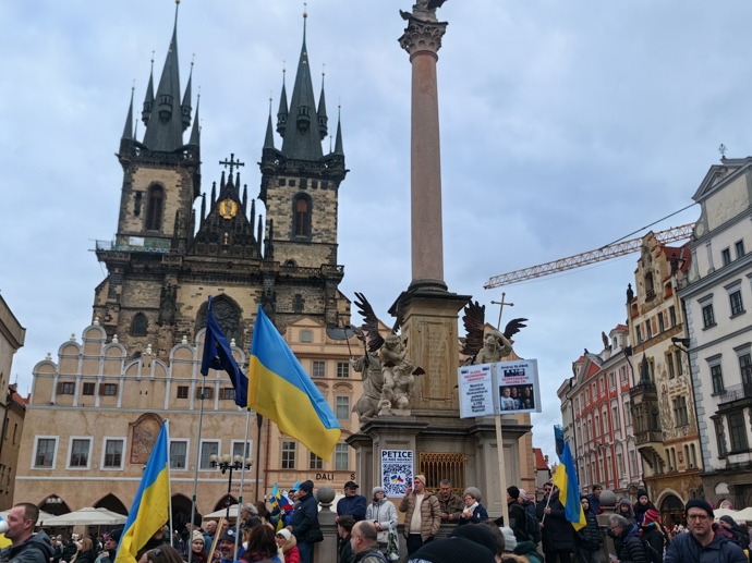 Demonstrace na podporu Ukrajiny. 