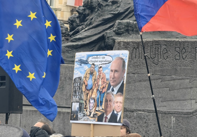 Lidé kritizovali ruské představitele. 