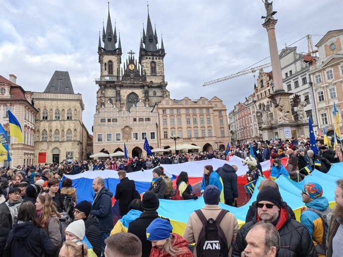 Demonstrace na podporu Ukrajiny. 