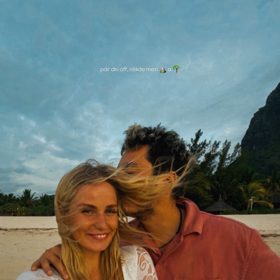 Mirai a Sára jsou na ostrově Mauricius. Na jedné z fotografií se pohledná blondýnka ukázala s prstenem na ruce.