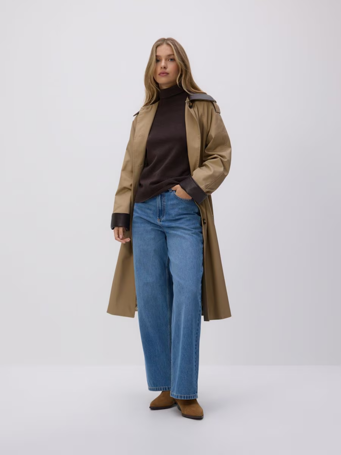 Svou roli hrají i kabáty a trečnkoty. Džíny s širokými nohavicemi, Reserved, 799 Kč