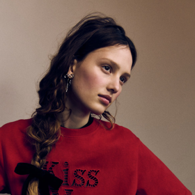 Tričko s výšivkou,  H&M, 439 Kč