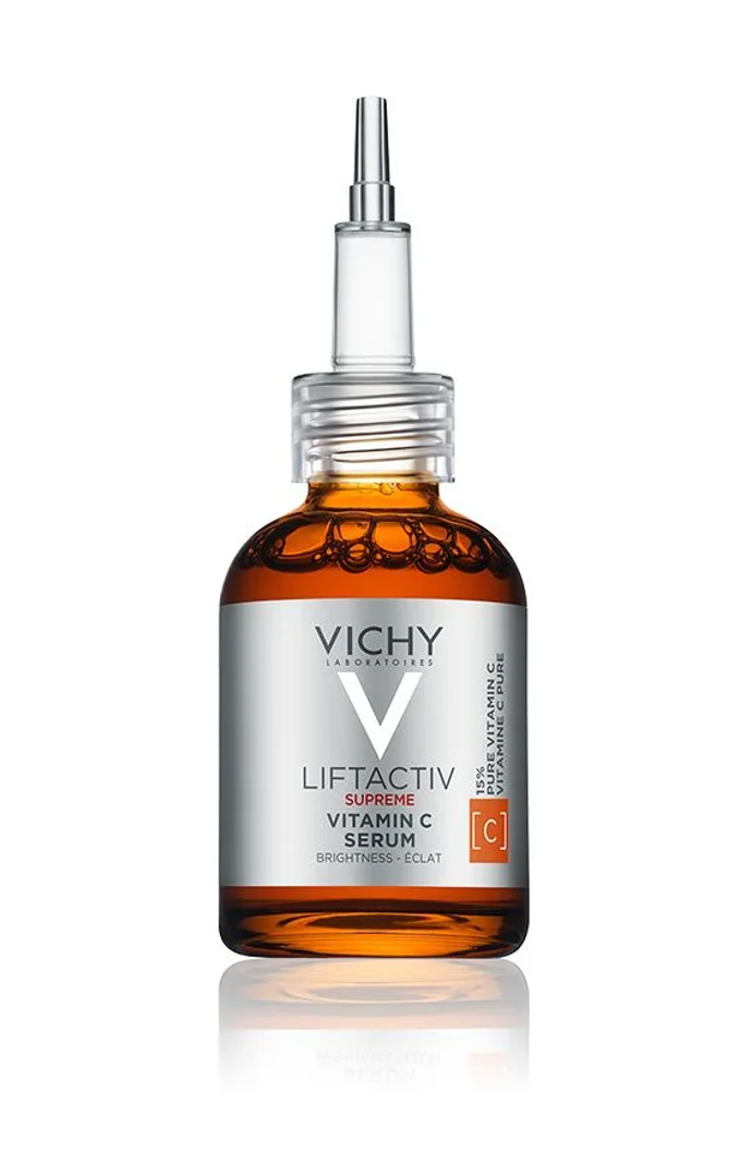 Rozjasňující sérum s 15% koncentrací vitaminu C, kyselinou hyaluronovou a vitaminem E, Vichy, 919 Kč