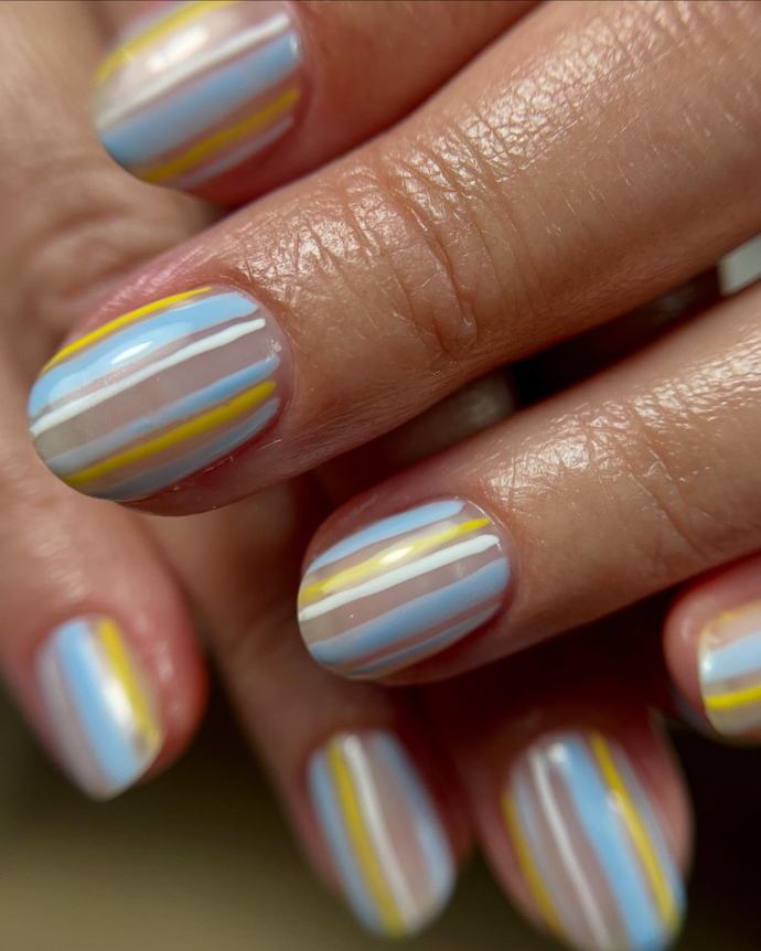 Velké popularitě se budou těšit hlavně světle modrá a žlutá.