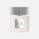 Parfém Soleil Neige od značky Tom Ford evokuje závan zimního vzduchu a hřejivého slunce na čerstvém alpském sněhu. Zářivá a povzbuzující vůně si vás získá svěžími citrusy, bílými květy a smyslným pižmem. Parfém koupíte od 1349 Kč.