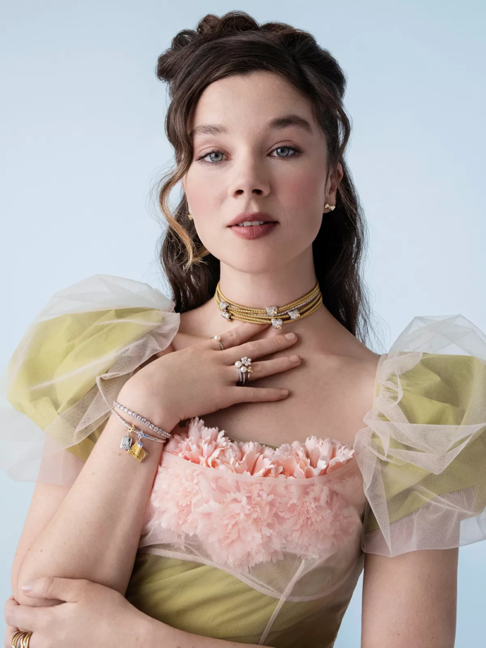 ...ale také kolekce šperků.