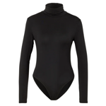 Zpěvačka pod sako oblékla top se stojáčkem. Skvěle se vrství třeba s body, toto je od značky Tchibo a vychází na 499 Kč.