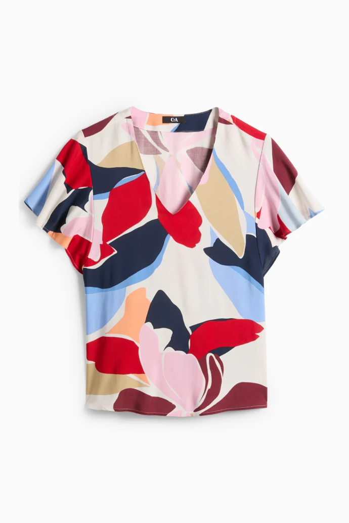 Halenka s výstřihem ve tvaru V a květinovým vzorem, C&A, 398 Kč