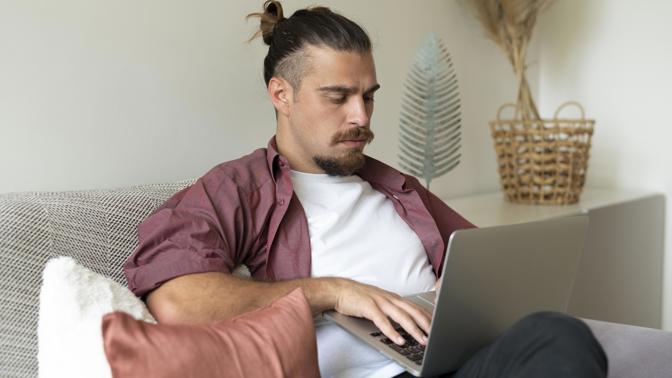 Příběhy o životě: Opustil jsem sociální sítě. Připadám si jako trosečník, sotva se mi někdo ozve