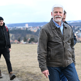 Petr Pavel se dozadu neohlížel.