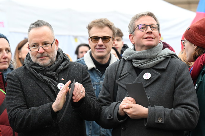 Aleš Cibulka a Michal Jagelka si demonstraci užívají.