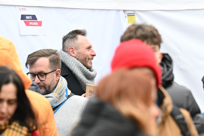 Jan Tuna dorazil na demonstraci.