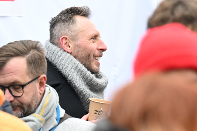 Jan Tuna dorazil v dobré náladě.