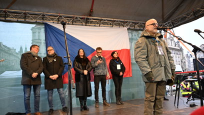 FOTO: Hynek Čermák promluvil na demonstraci.