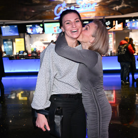 Michaela a Hana jsou známé kaskadérky. 