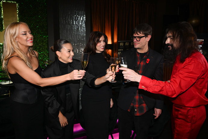 Všichni účastníci koncertu Onestage. 