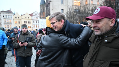 FOTO: Jitka Čvančarová obejmula Martina Kupku.