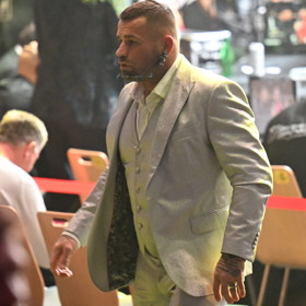 Policie ho viní ze zapojení do organizované skupiny, která měla v kamionech pašovat desítky kilogramů kokainu napříč Evropou.