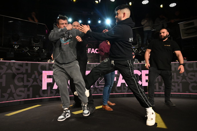 Potyčka mezi Marginou a Veselým.