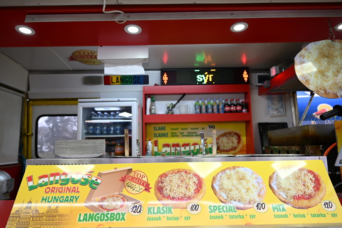 Můžete si dát také langoš. 