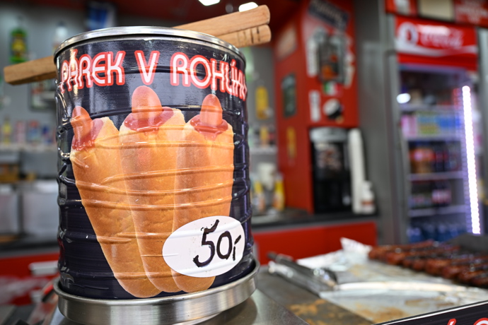 Párek si na Matějské pouti koupíte za padesát korun. 