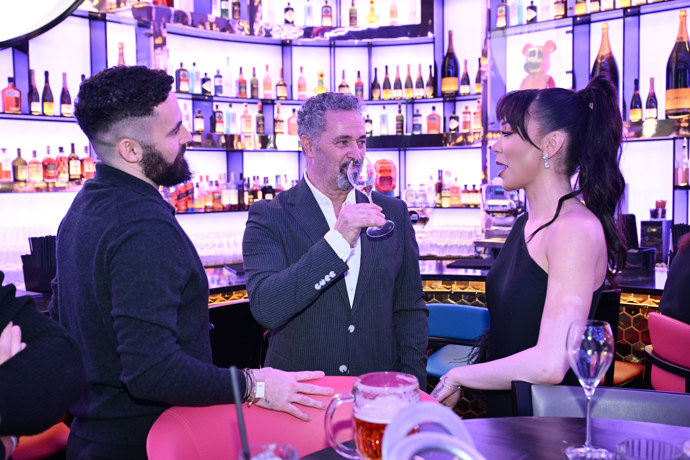 Veronica Biasiol se s rodinou Dejdarů skvěle bavila.