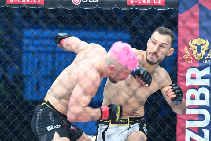 Jozef Wittner během zápasu s Davidem Kozmou.