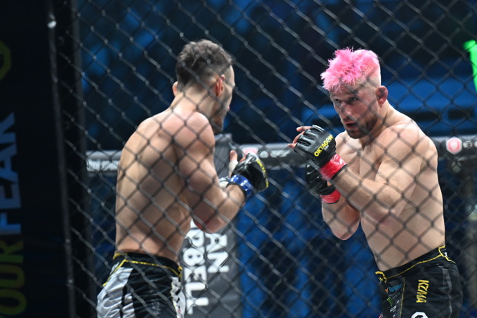  David Kozma během zápasu s Jozefem Wittnerem.