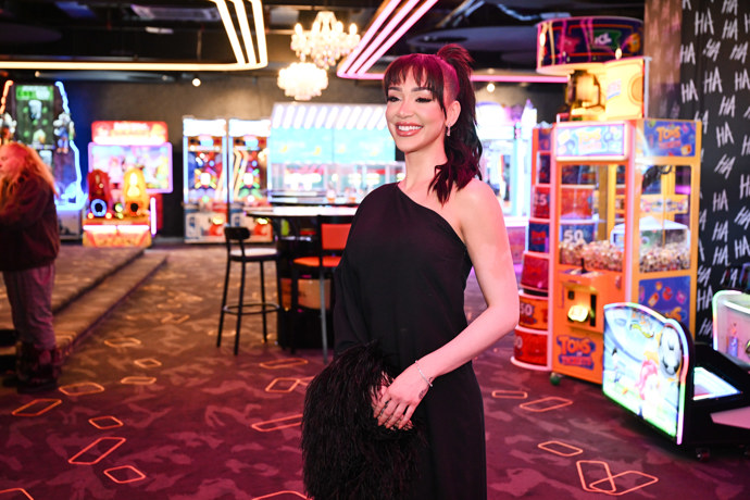 Veronica Biasiol se usmívala na všechny strany. 