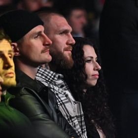 Andrej Kalašnik po boku Samuela Krištofoviče.