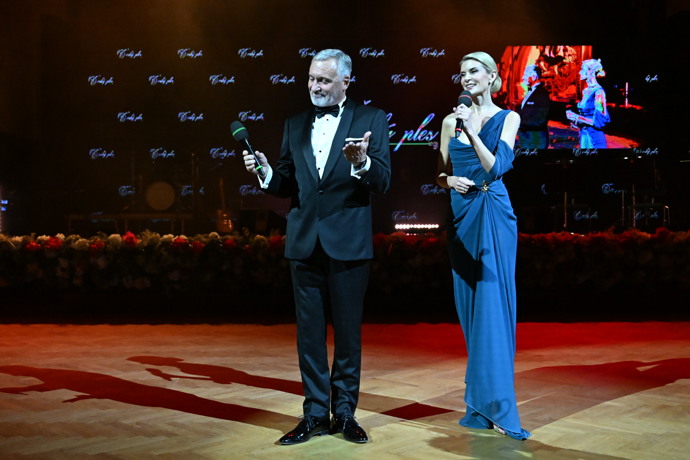 Jan Čenský byl moderátor Českého plesu.