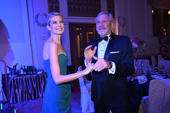 Jan Čenský moderoval Český ples s Ivetou Lutovskou.