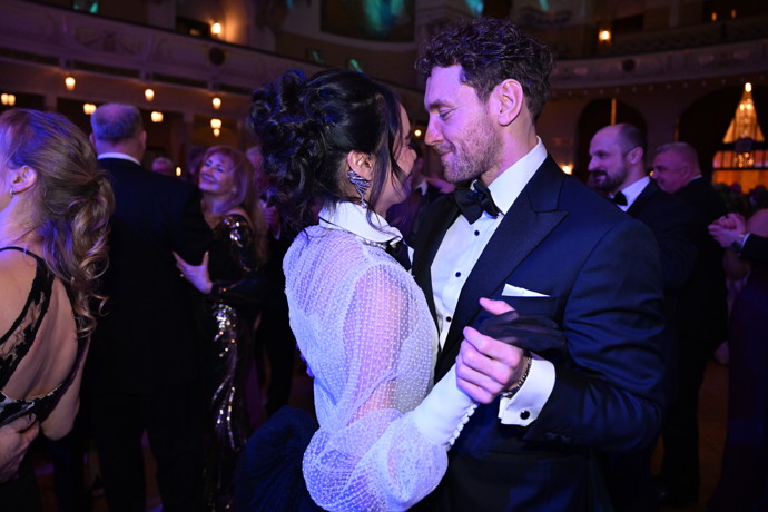 Miroslav Dubovický se Sarah Vu při tanci.