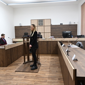 Na případ týraného jezevčíka upozornila veřejnost Erika Eliášová. 